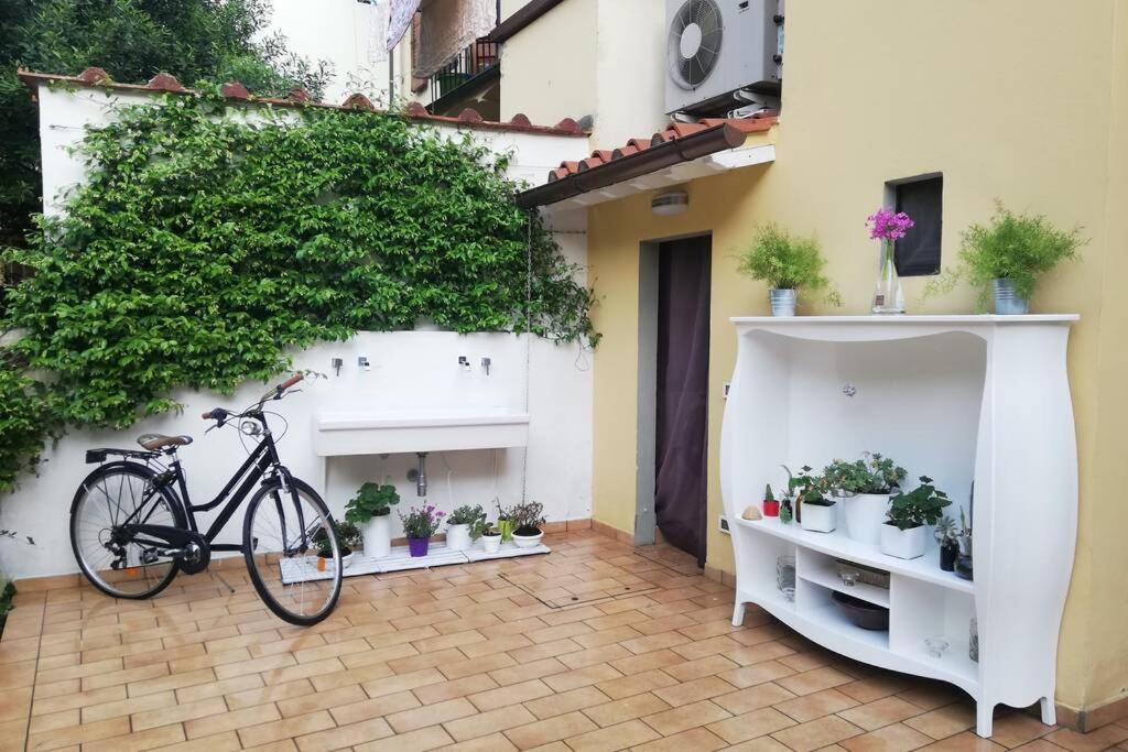 Flower Garden Apartment Vicino Al Centro Firenze Kültér fotó